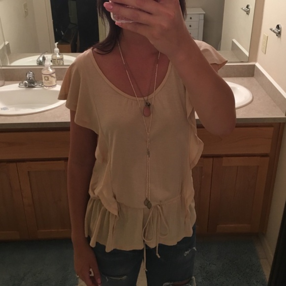 New Mauve ruffled tie waist cotton top